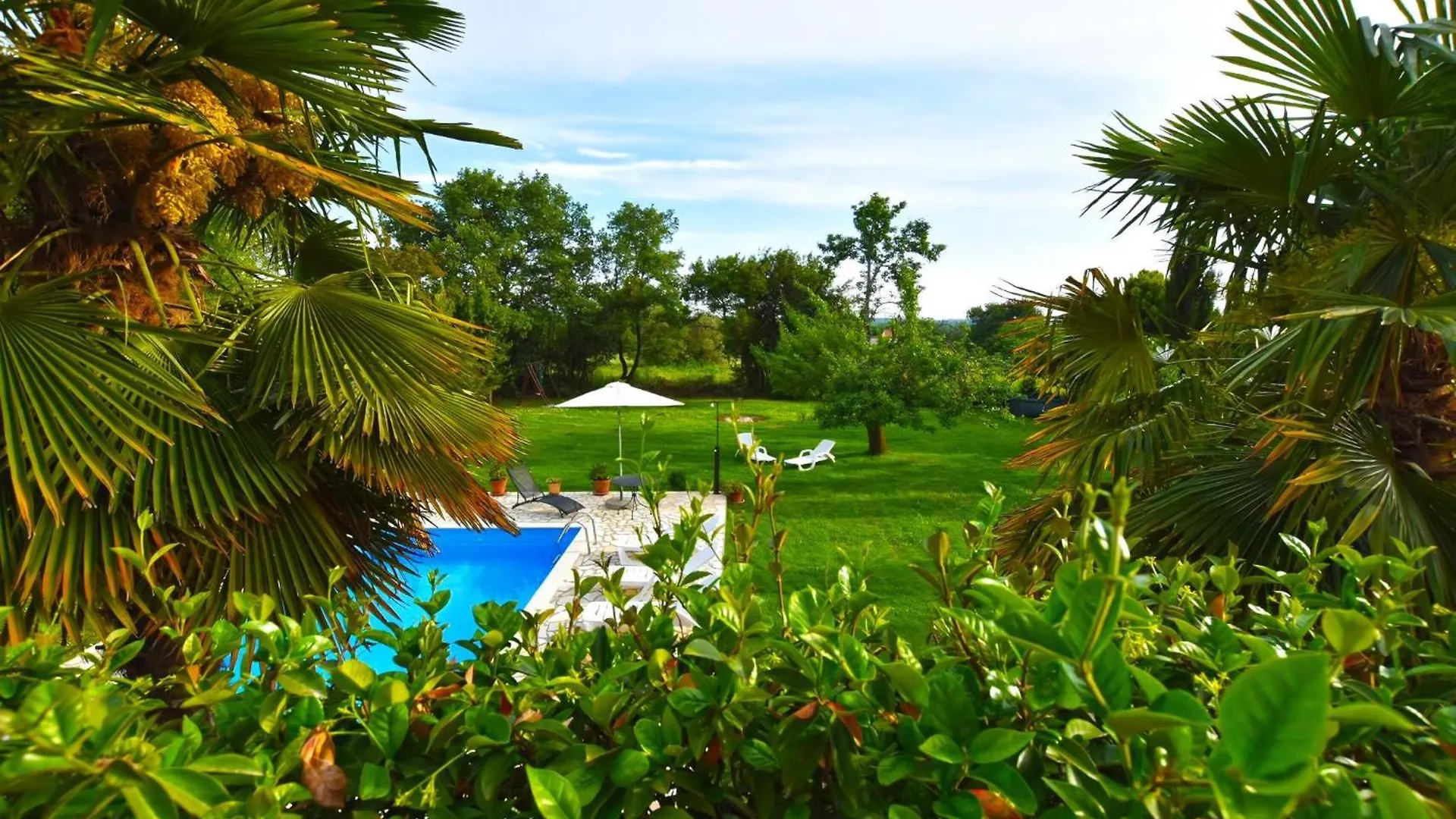 Ferienhaus Mit Privatpool Fuer 6 Personen Ca, 165 M Sup2 In Kosinozici, Istrien Porec Und Umgebung